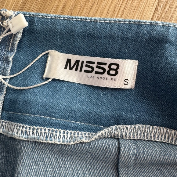 Miss 8 Los Angeles Dress - Picture 2 of 6